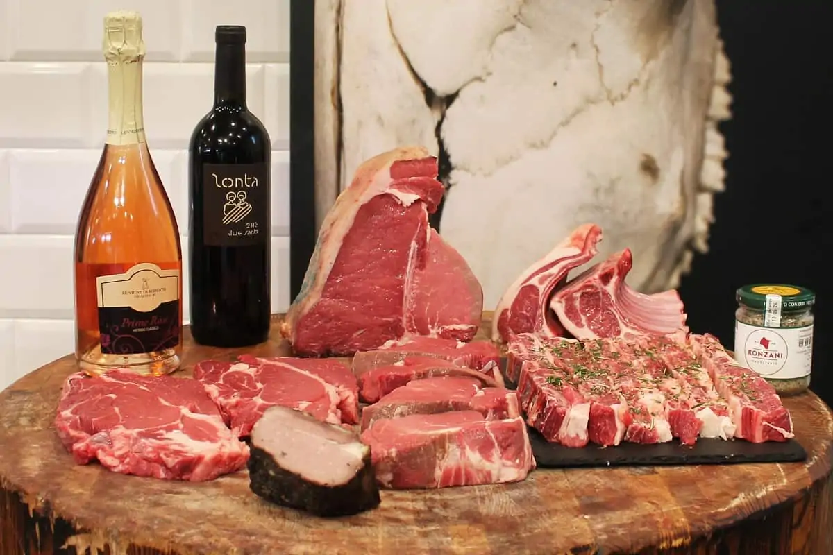 7 tipi di carne per una grigliata 7 tipi di carne per una grigliata